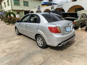 Kia Rio 2011 Silver