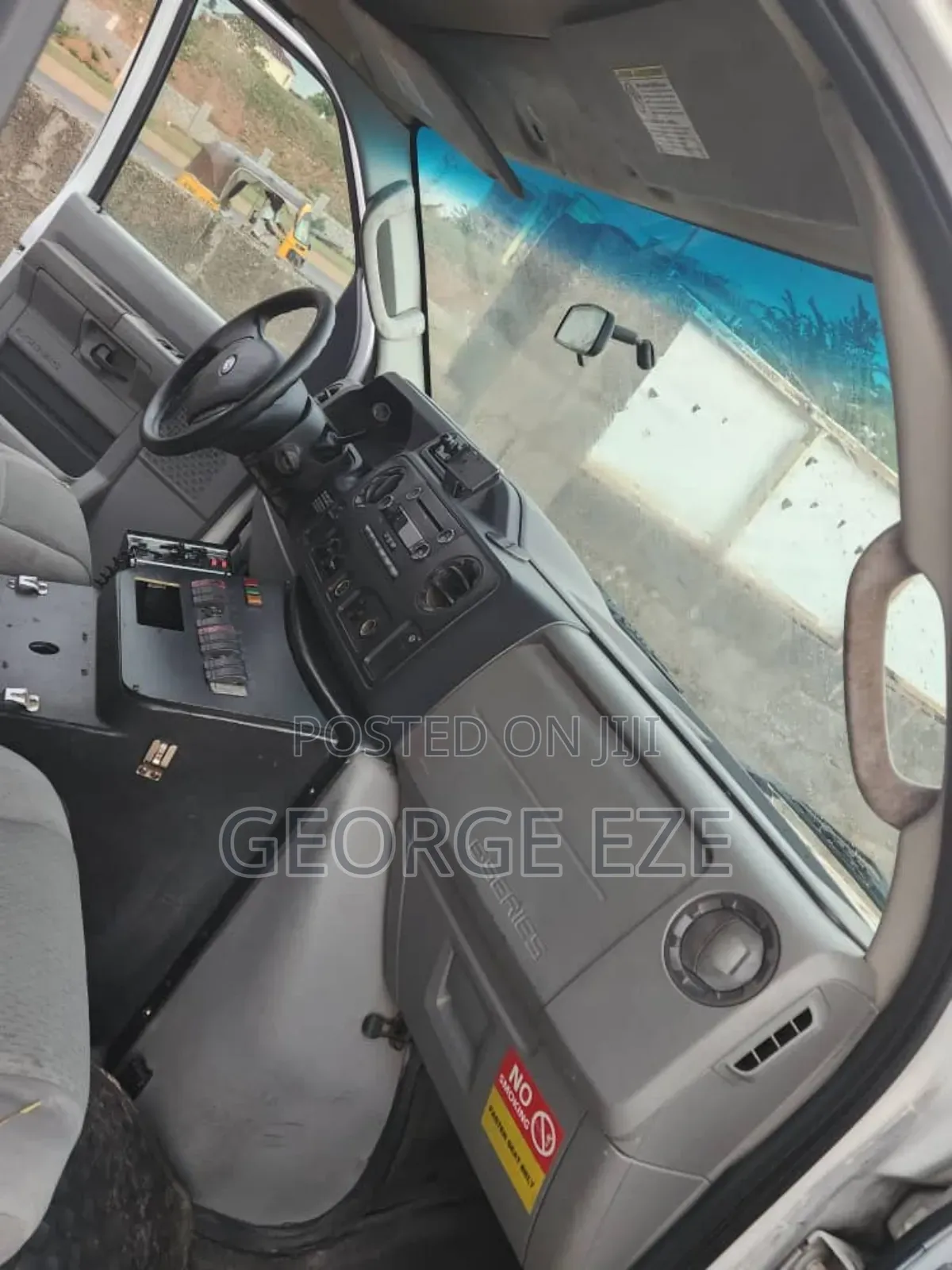 Ford Transit 2010 White