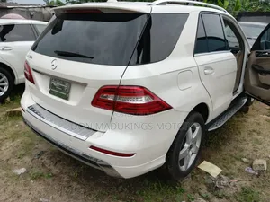 Mercedes-Benz GLK-Class Base GLK 350 4dr 4x2 (3.5L 6cyl 7A) 2015 White