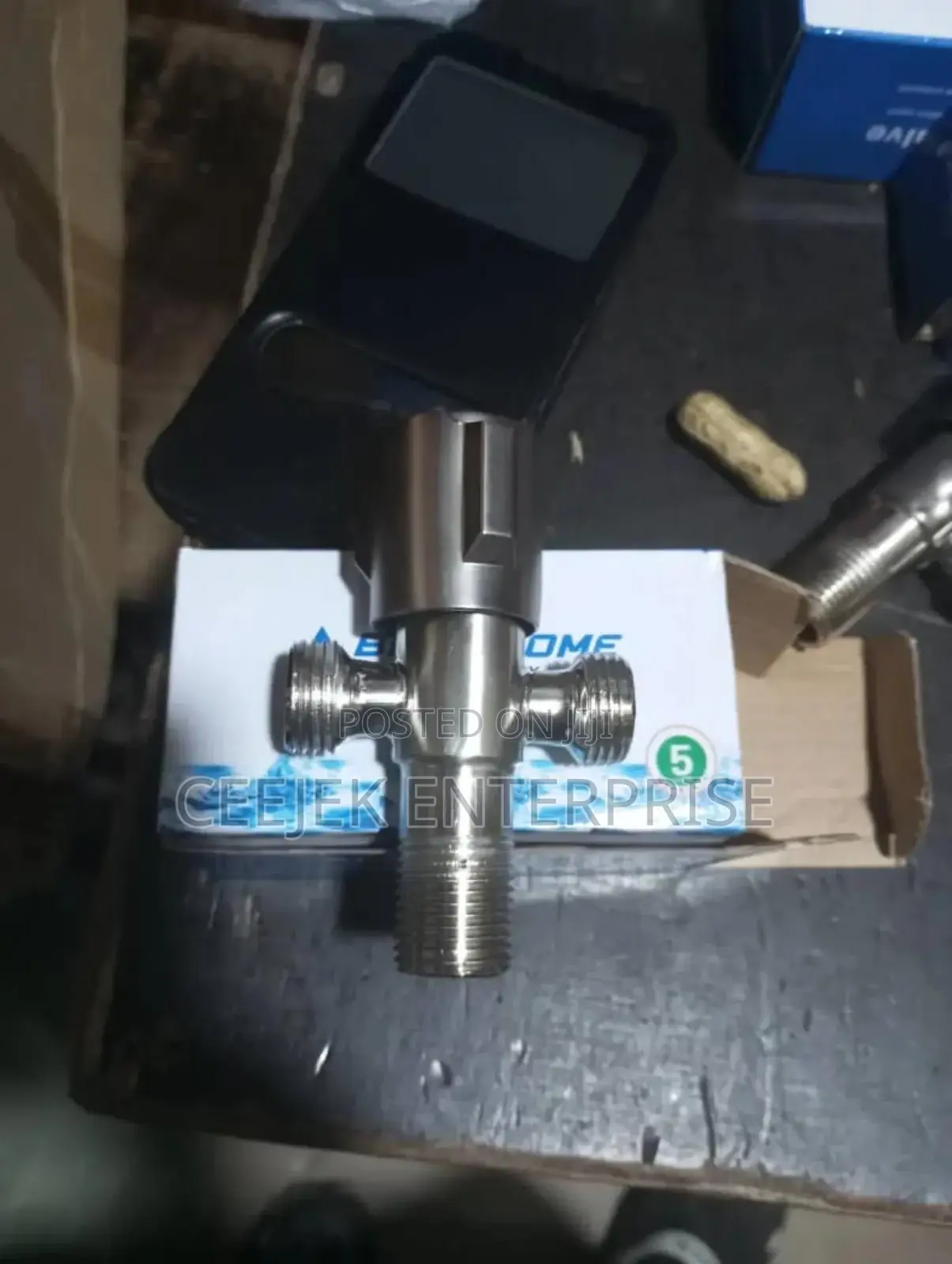 Original Cross Tee Tap