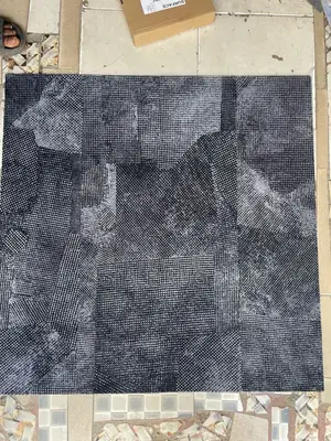 Smooth Gray Design Rug Tiles