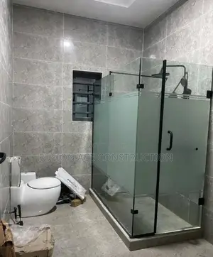 Toilet Glass Cubicle
