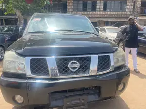 Nissan Titan Crew Cab SE 2005 Black