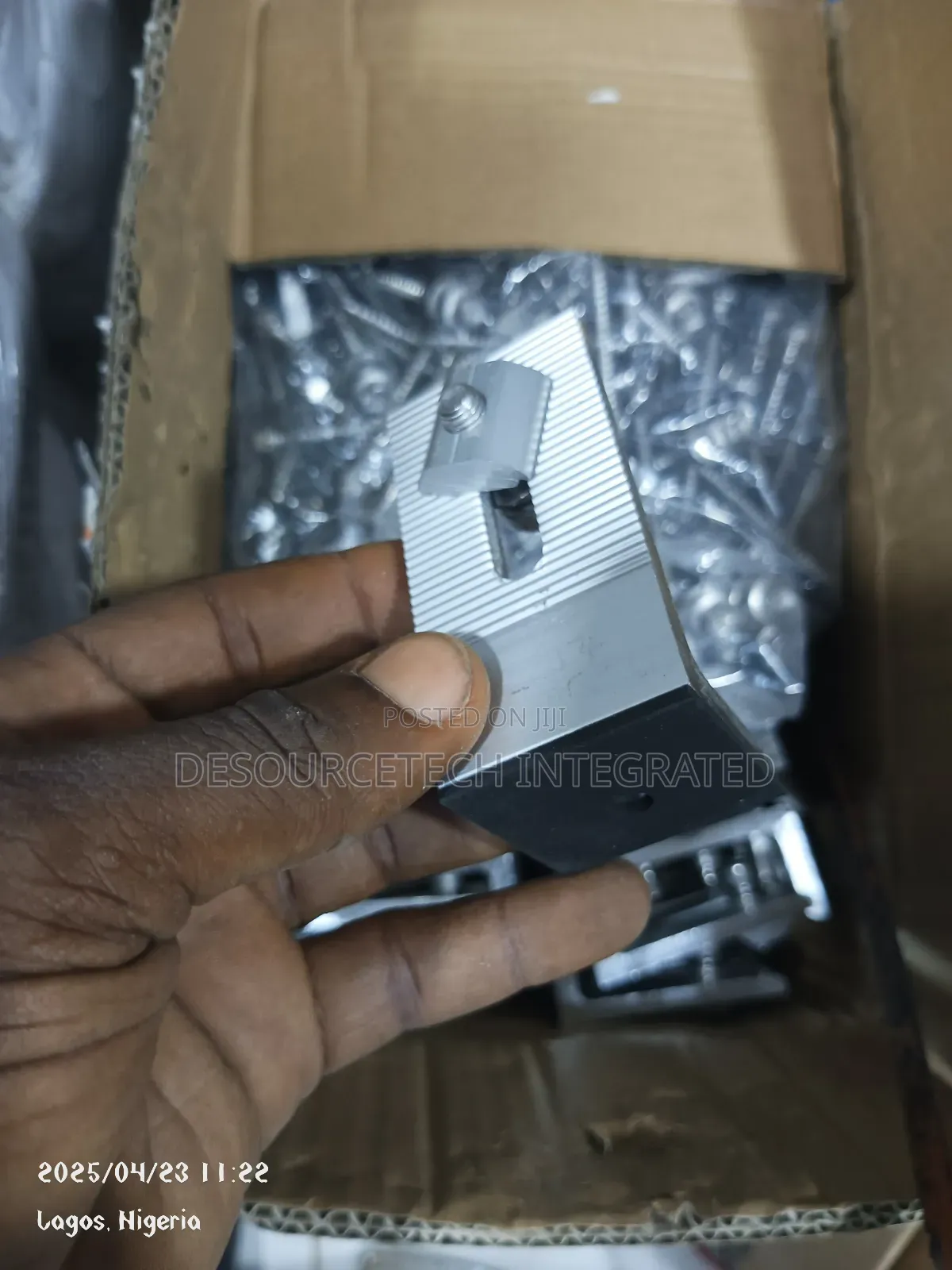 L Foot for Mounting Rails