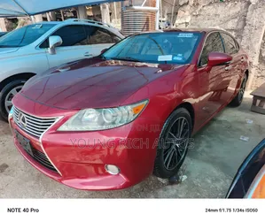 Lexus ES 350 FWD 2013 Red