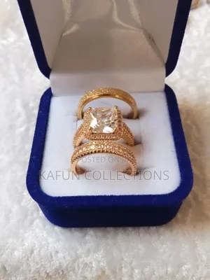 Photo - Steel and Zirconia Quality Gold Wedding Rings