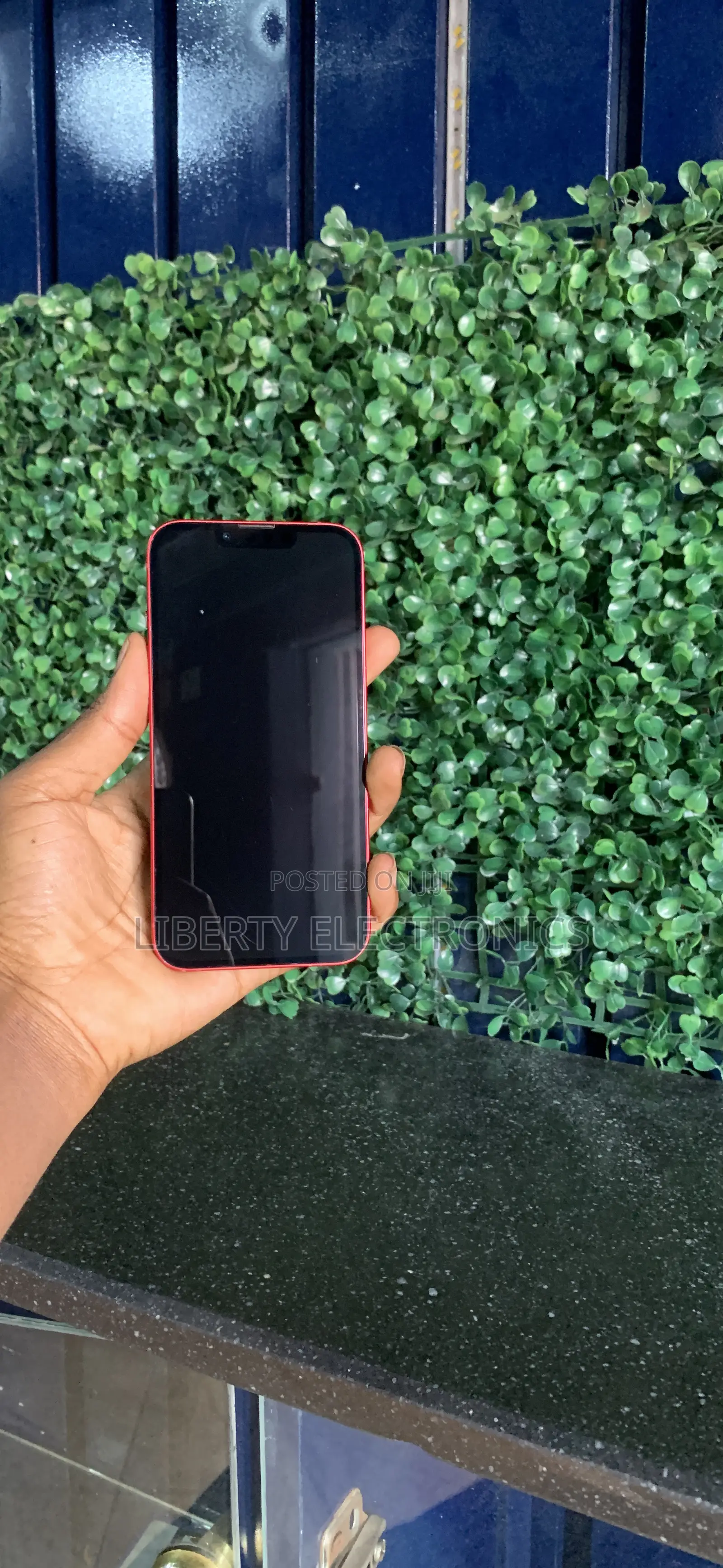 Apple iPhone 13 128 GB Red