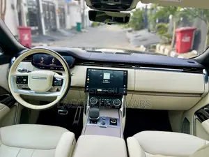 Land Rover Range Rover Vogue 2022 Gray