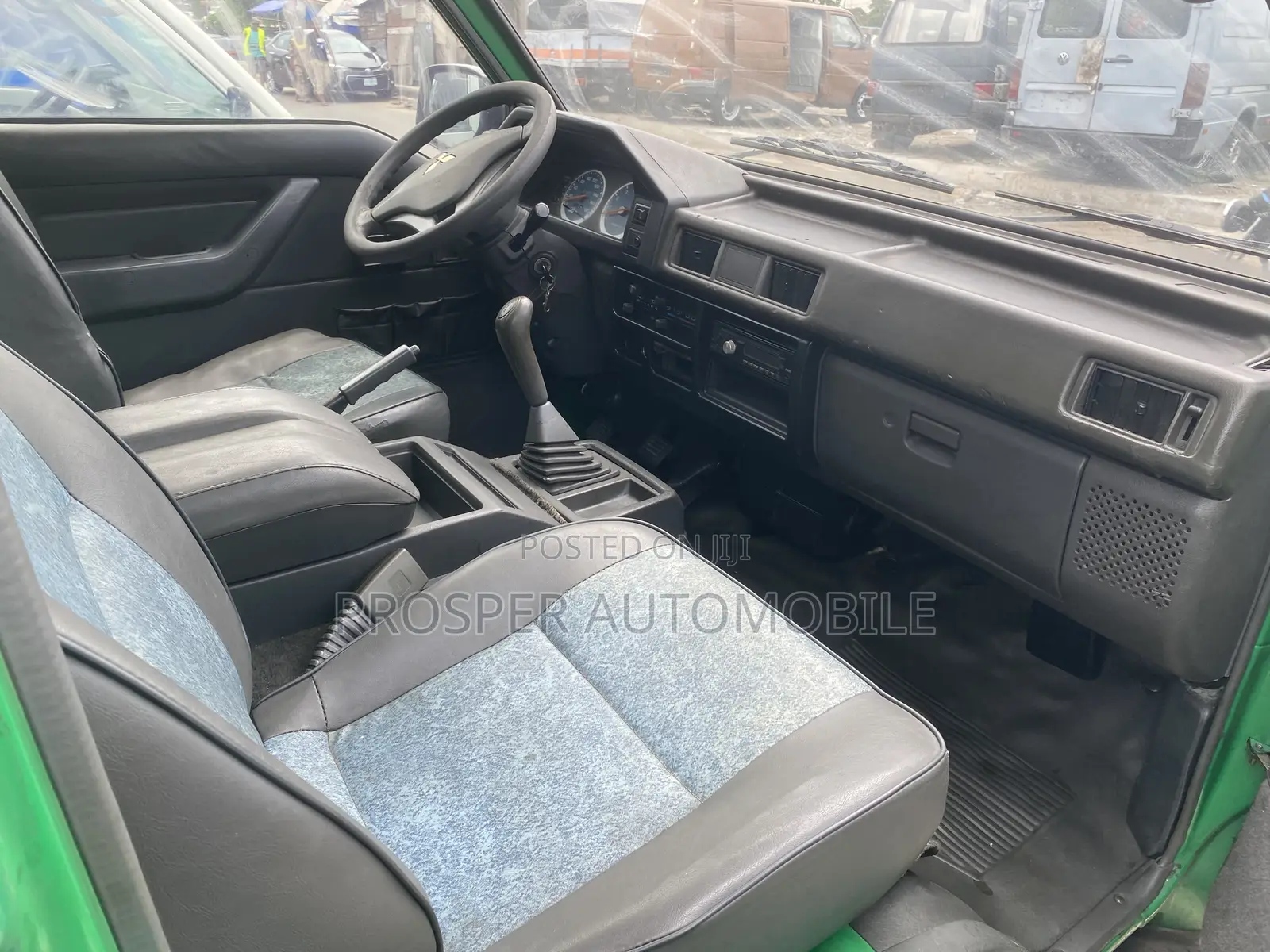 Mitsubishi Delica 2006 Green