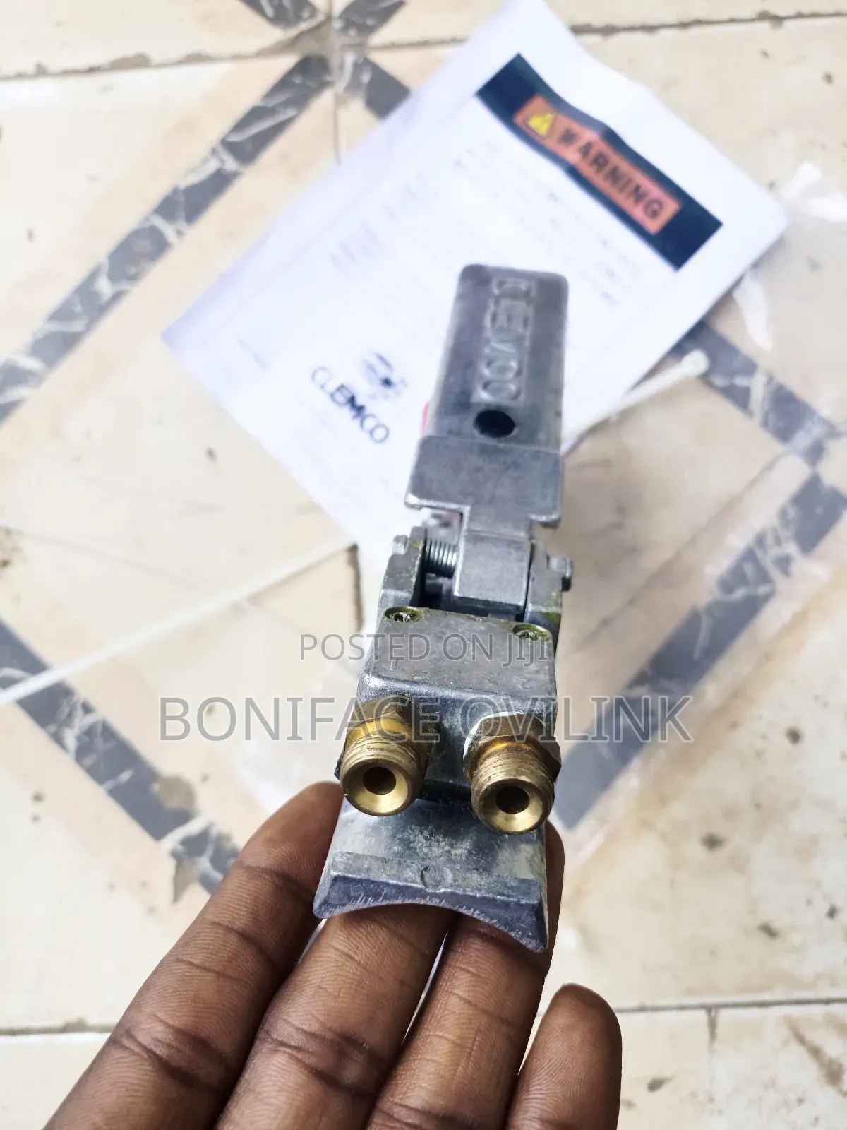 Sand Blasting Deadman Handle Clemco