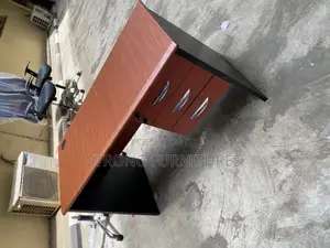 4ft Brand New Table