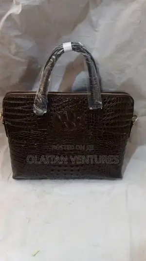 Photo - Men’S Leather Hand Bag