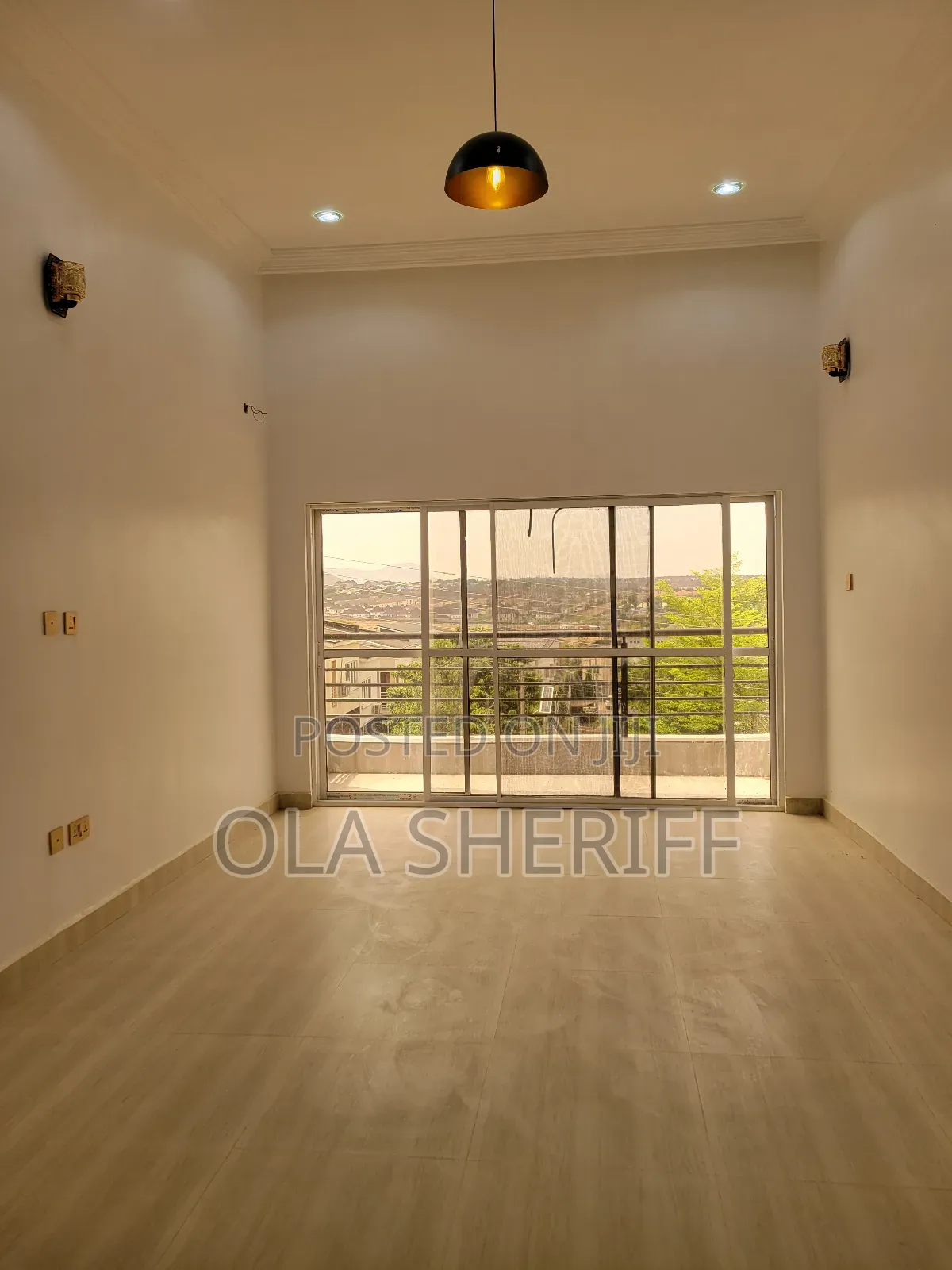 2bdrm Block of Flats in Life Camp for sale