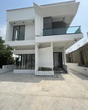 5bdrm Duplex in Ikota for sale