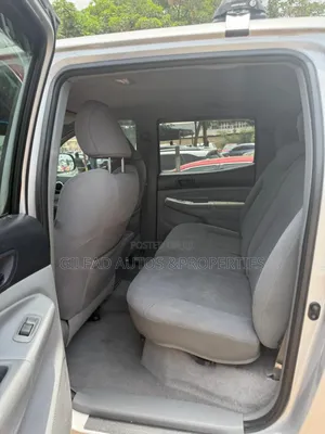 Toyota Tacoma Double Cab V6 Automatic 2010 Silver