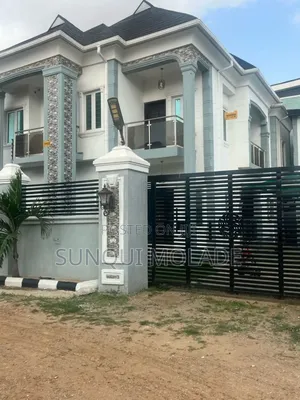 4bdrm Duplex in High Castle Estate, Ipaja / Ipaja for sale
