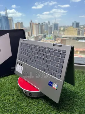 Laptop HP Envy 15-ep0xxx 16GB Intel Core i5 SSD 1T