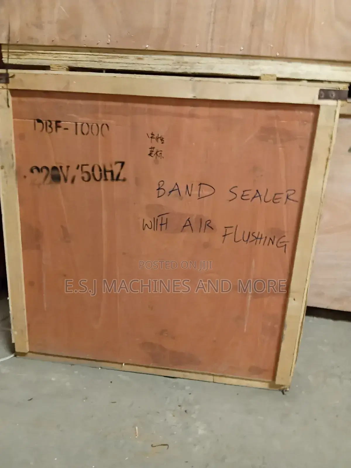 Band Sealer With Air Flusher