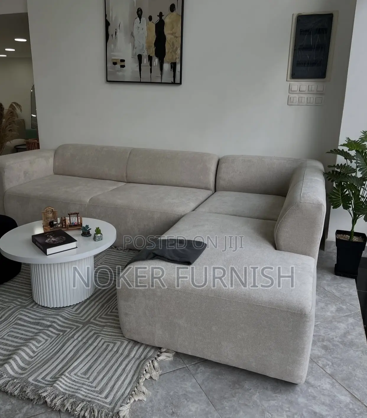 L Shaped Model Chair