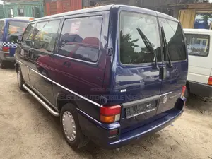 Volkswagen Transporter 2004 Blue