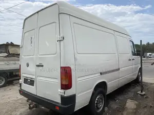 Volkswagen Transporter 2004 White