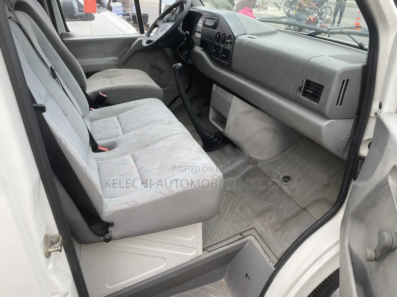Volkswagen Transporter 2004 White