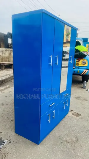Wardrobe With Mirror,Size(4*6)
