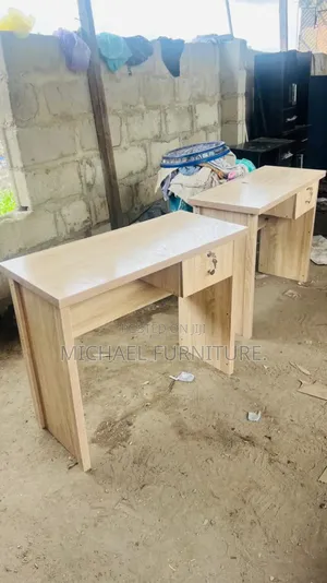Highly Recommended Office Table