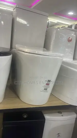 Luxury Rejoice England Water Closet
