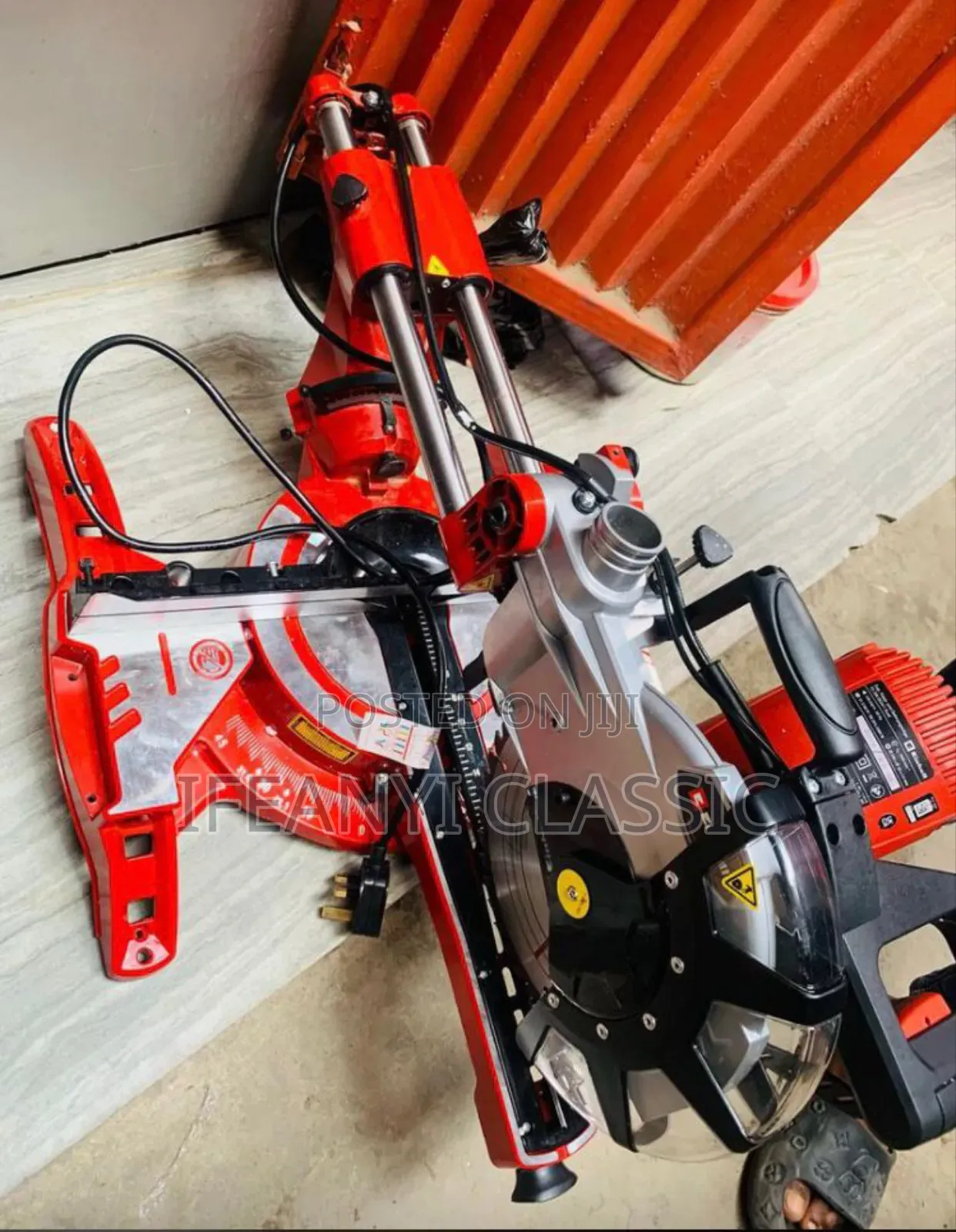 10" Miter Saw Machine