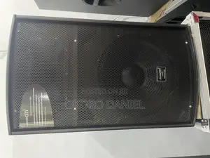 Photo - Sound City St-15 Speaker