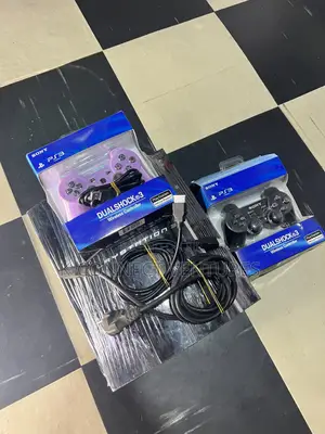 Photo - Playstation 3 Fat and Complete Accessories and Games Inside
