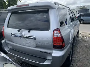Toyota 4-Runner Limited 2008 Silver