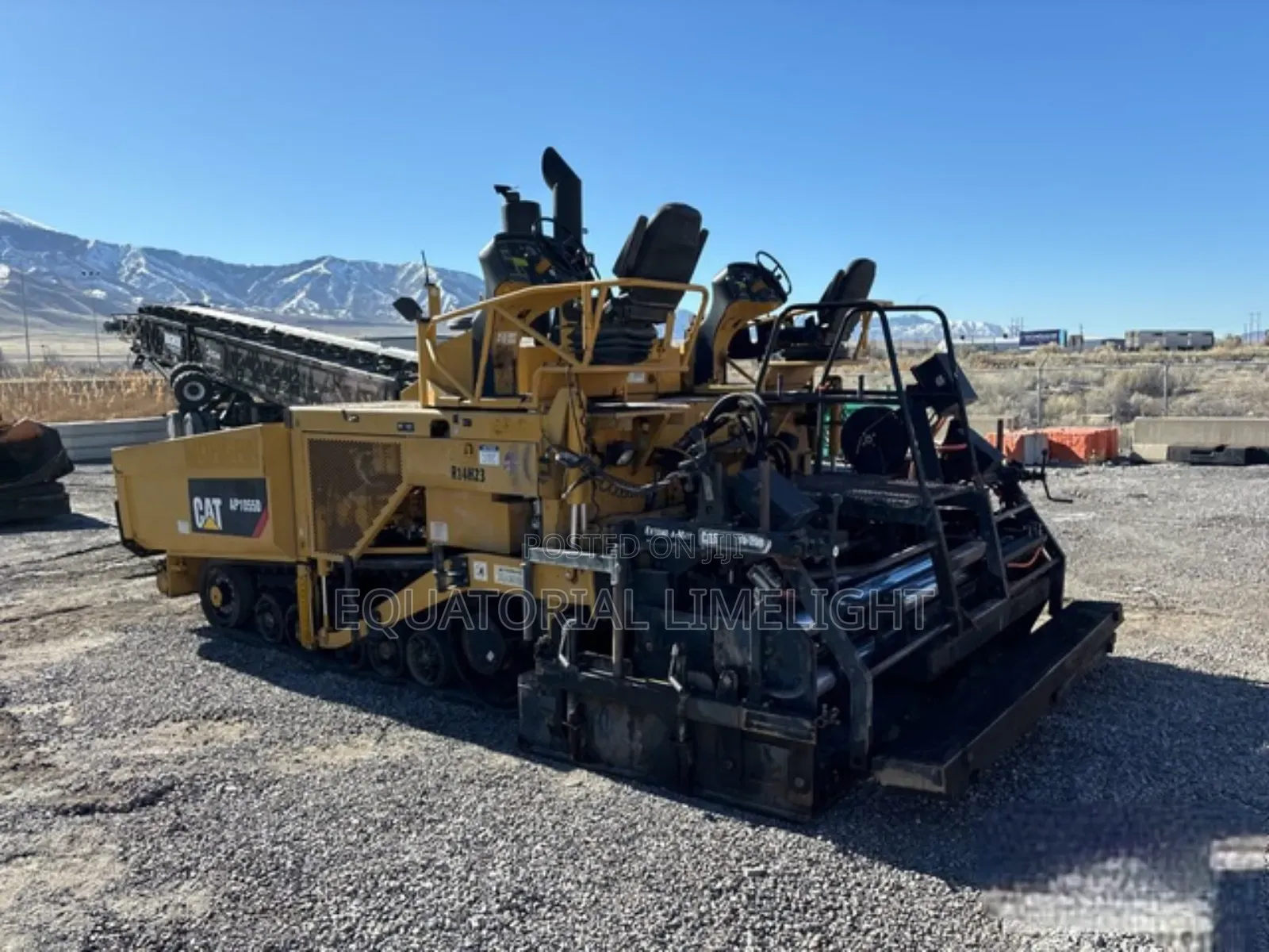 Caterpillar Ap-1055d Track Asphalt Paver 2012 Model