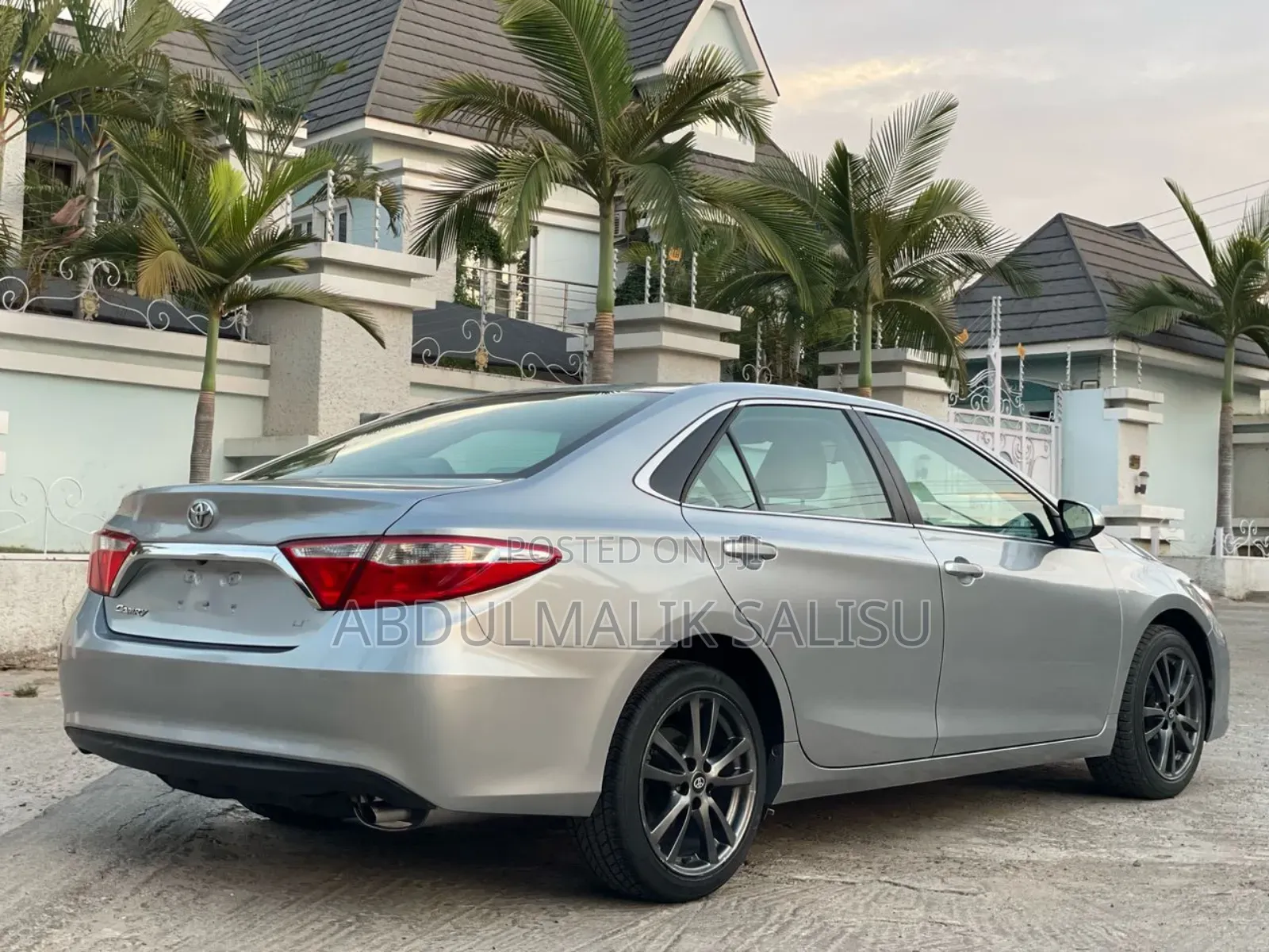 Toyota Camry 2015 Silver