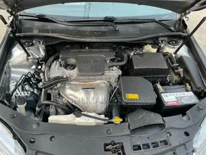 Toyota Camry 2015 Silver