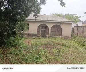 4bdrm Bungalow in Ajegunle, Alakuko for sale