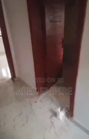 Mini Flat in Ago Palace for rent