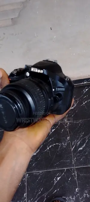 Photo - Nikon D5200 Camera With 18-55mm Lens