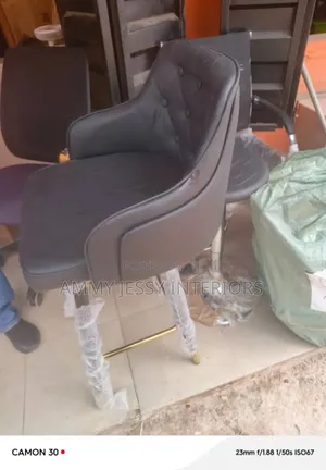 Standard Moden Bar Stools Chair