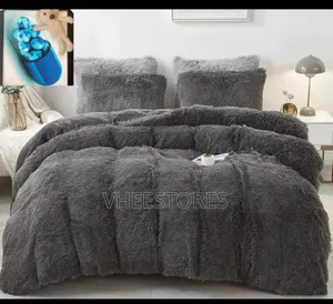 Faux Fur Comforter - Queen Size (6/6)
