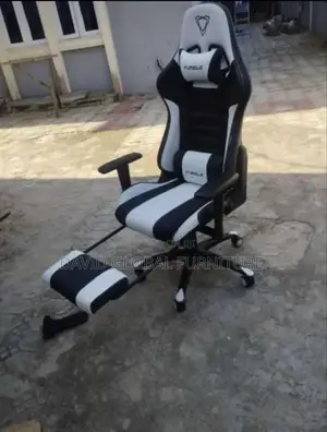 Sport White/Black Chair
