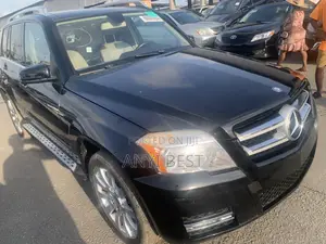 Mercedes-Benz GLK-Class 350 2011 Black