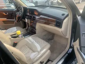 Mercedes-Benz GLK-Class 350 2011 Black