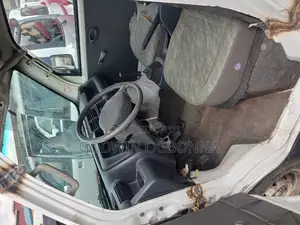 Suzuki Every 2006 White