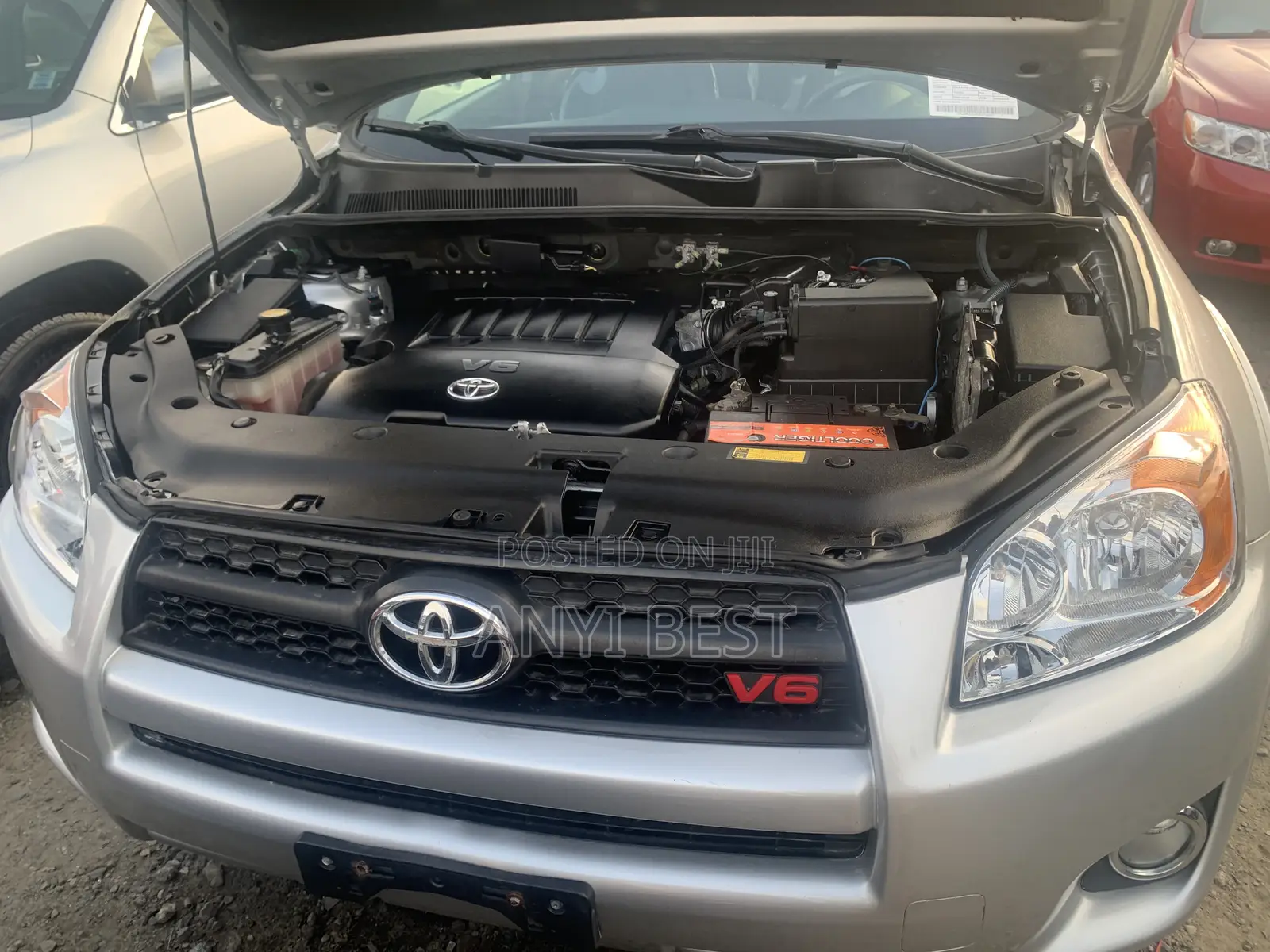 Toyota RAV4 2010 Silver
