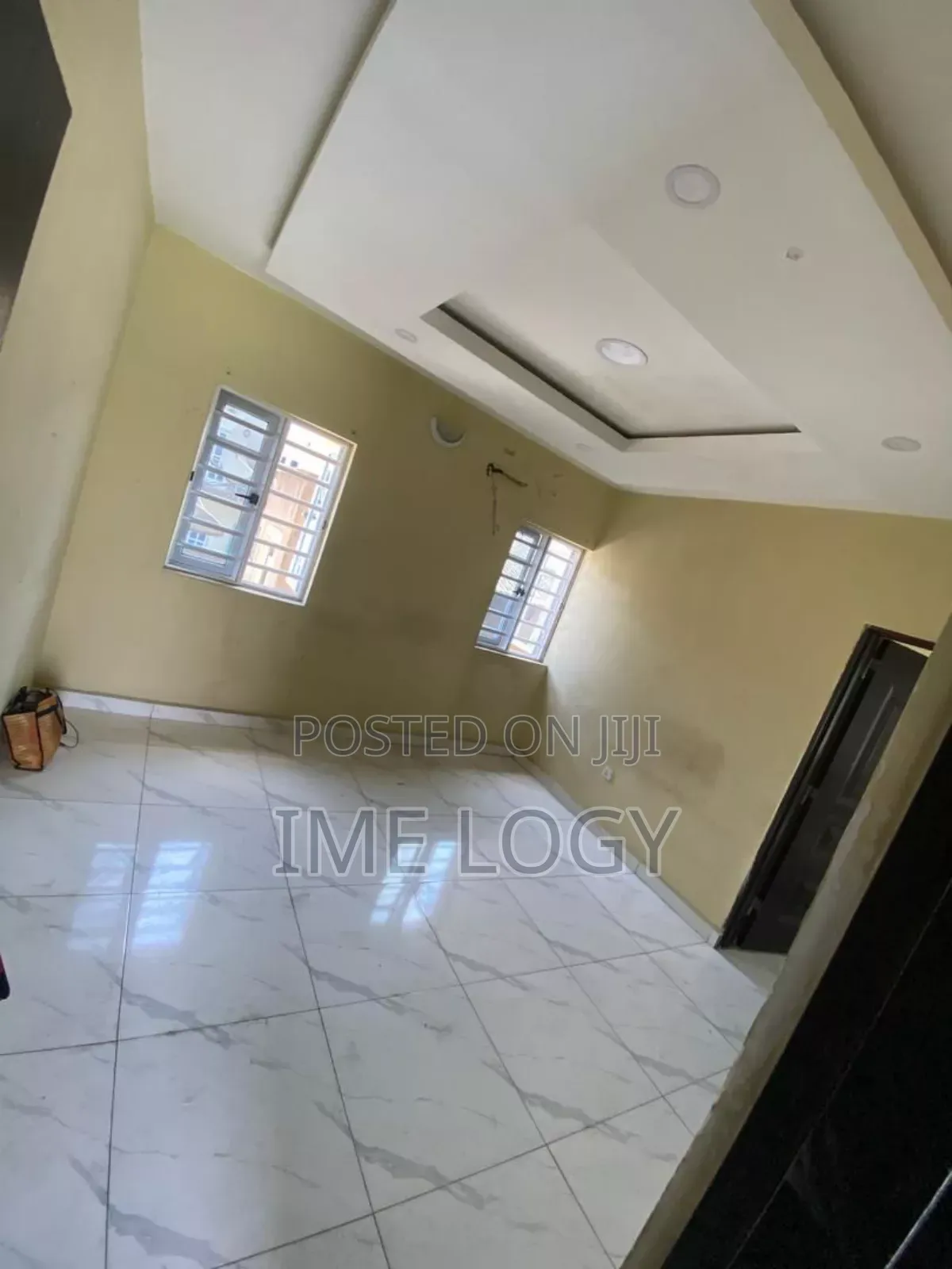 1bdrm Room & Parlour in Johnson Street Off for rent