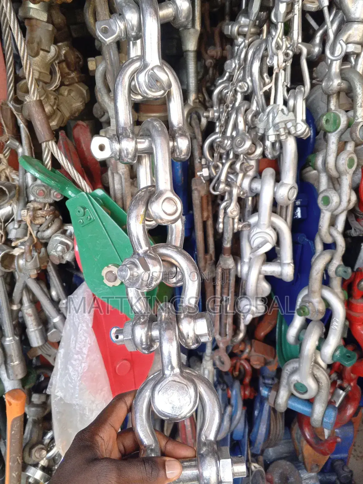 Screw Shackles