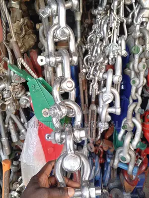 Screw Shackles