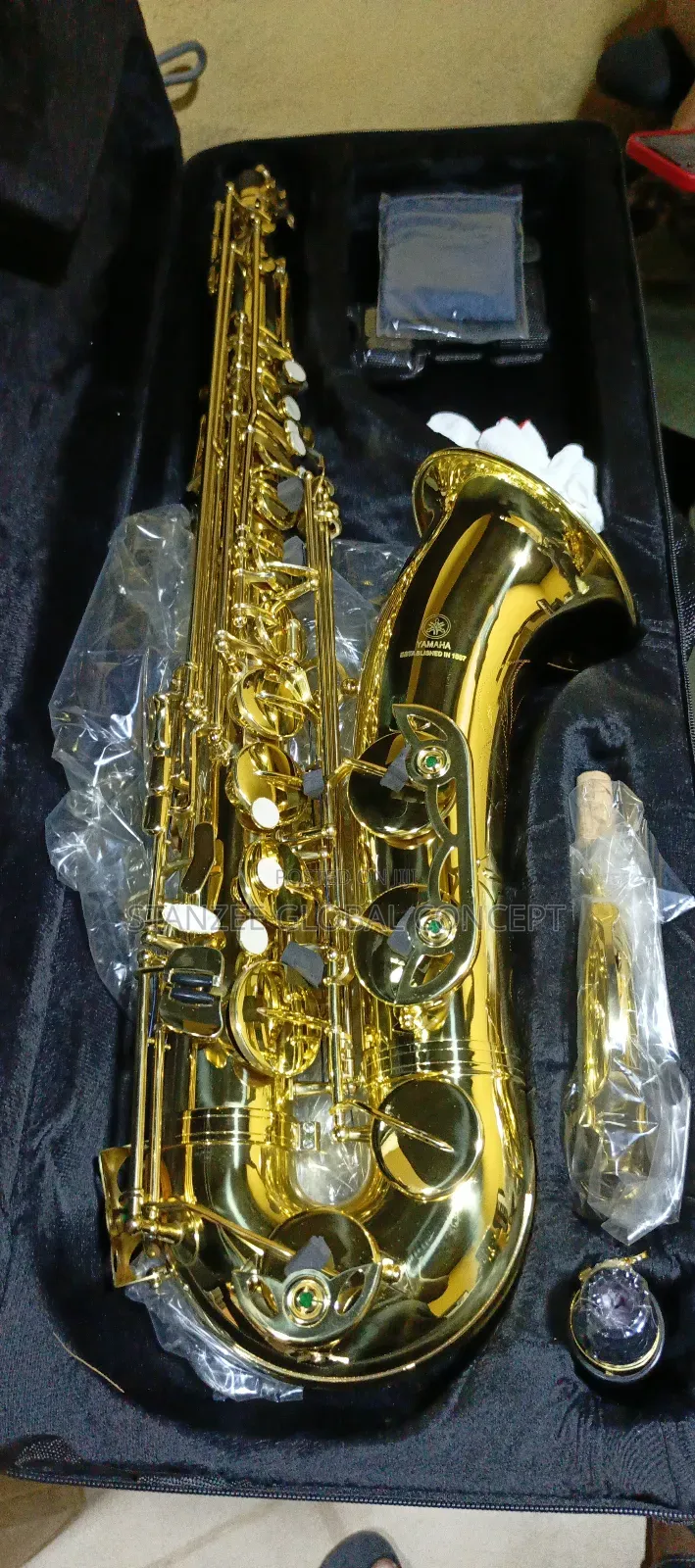 Yamaha Tenor Saxophone Gold